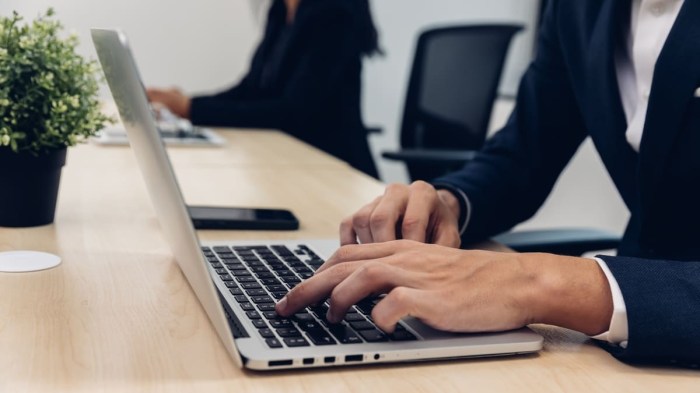Tips Menggunakan ChatGPT untuk Bantu Pekerjaan Kantor