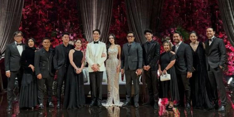 Potret Andre Taulany di Pernikahan El Rumi dan Syifa Hadju Usai Touring