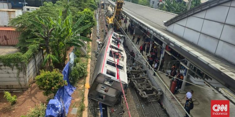 Raffi Ahmad Ungkap Alasan Mengunjungi Lokasi Kecelakaan Kereta Bekasi Timur