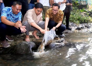 6 Foto Kunjungan Gusti Bhre ke DAS Pusur Klaten untuk Ingatkan Pentingnya Menjaga Lingkungan