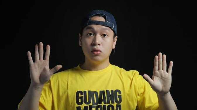 Fatih Unru Aktor Film Gudang Merica Menganggap Nama Besar Ayahnya Sebuah Berkah