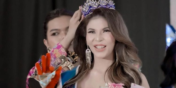 Selebgram Cindy Mamesah Menang 2 Penghargaan di Mermaid Merman Indonesia 2026 dan Sampaikan Pesan Haru