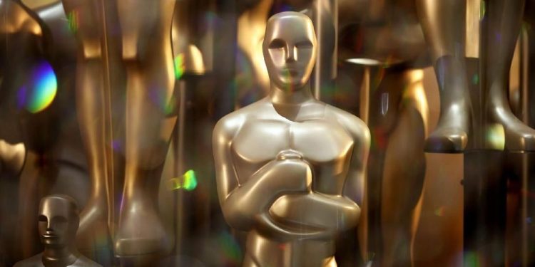 Piala Oscar Sutradara Rusia Hilang dalam Bagasi Pesawat
