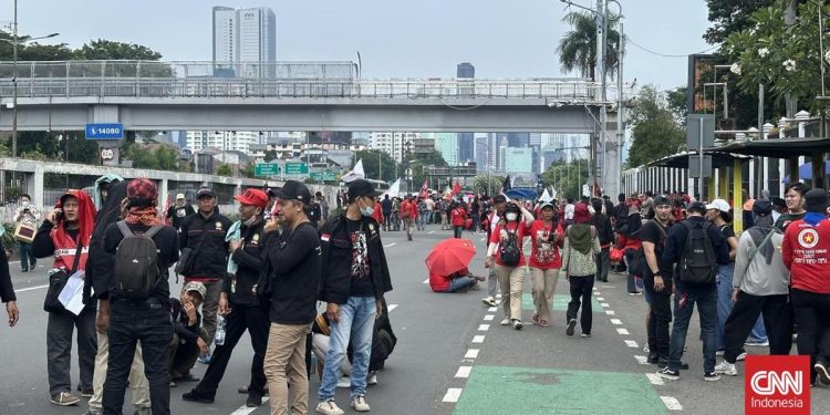 Demo Buruh di Depan DPR, Warga Dihimbau Menghindari Jalan Tertentu