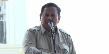 Prabowo Targetkan Semua Ruang Kelas di Sekolah Dilengkapi Layar Pintar 2027