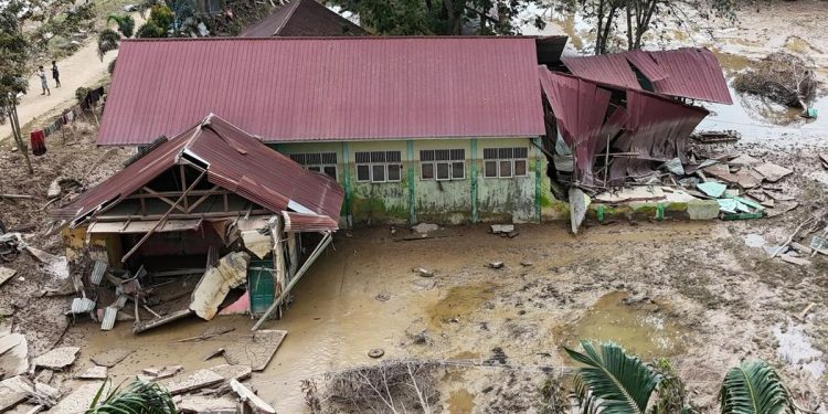 PKS Kirim Hewan Kurban ke Daerah Terkena Banjir di Sumatra