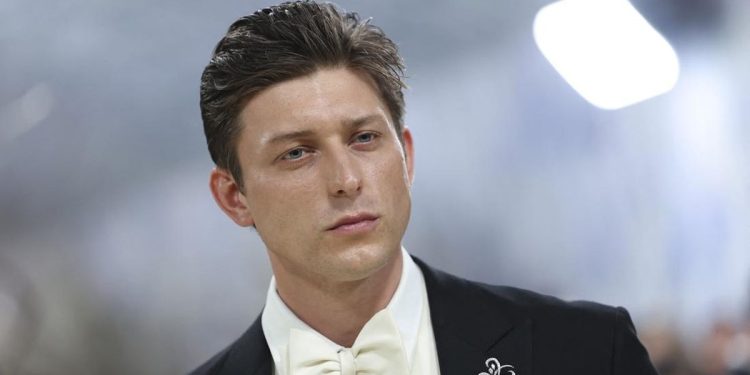 Tom Francis Disebut Ikut Audisi Jadi James Bond Berikutnya