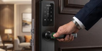 Kunci Pintu Digital Solusi Rumah Pintar yang Bikin Pencuri Frustrasi