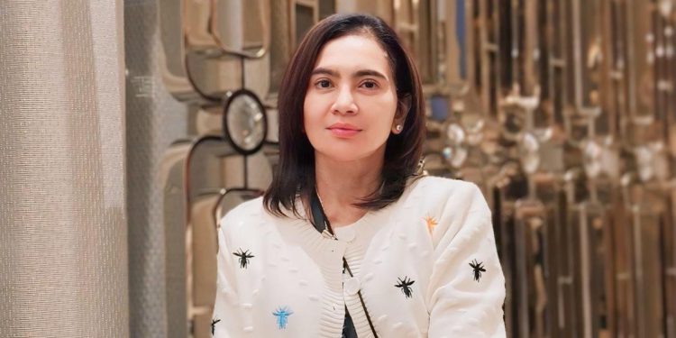 Perjuangan Anggia Novita Lawan Stroke Menjadi Produser Soundtrack Film Juminten Edan