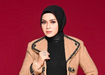 Jejak Karier Neng Dessy sebagai Penyanyi dan Direktur Utama Perusahaan Besar