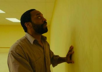 Viral Berbahasa Indonesia, Backrooms Tampil Mengesankan di Box Office