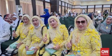 Tampilan Busana Shinta Jemaah Haji dari Gowa