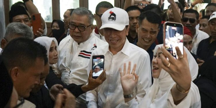 Saya Tetap Sama, Masih Warga Desa