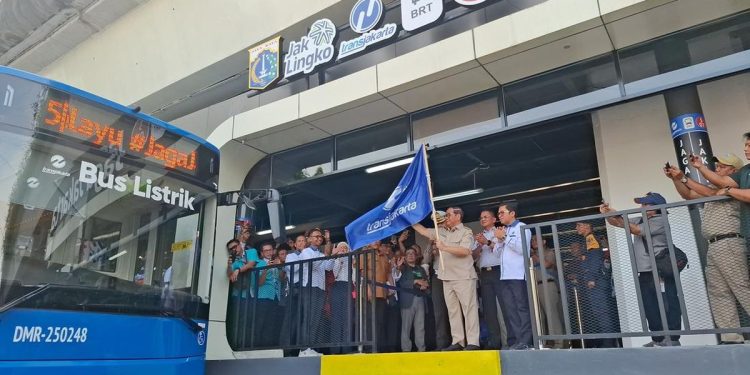 Pramono Harap Kenaikan Pengguna Transportasi Umum jadi Kado HUT DKI