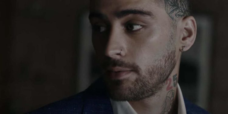 Zayn Malik Usir Orang yang Menghalangi Jalannya