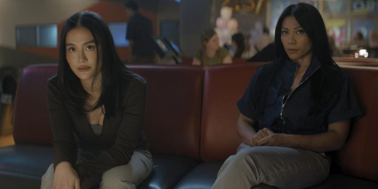 Tampilan Agnez Mo dan Anggun C. Sasmi sebagai Antagonis di Reacher 4