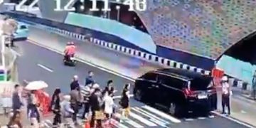 Cekcok Satpam dan Sopir Mobil di Bundaran HI Berakhir Damai