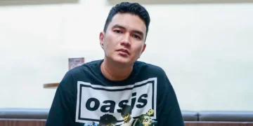 Aldi Taher Minta Maaf Setelah Tiba-tiba Naik Panggung dan Memeluk Vokalis JET