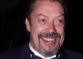 Bintang Home Alone 2 Tim Curry Telah Meninggal Dunia