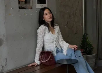 Pevita Pearce Soroti Dampak Kabut Asap Kalimantan di Malaysia