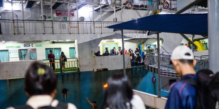 Kapal Dilarang Dekat Hingga 3 Kilometer