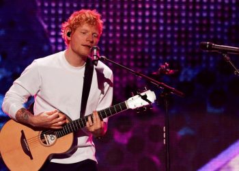 Ed Sheeran Membatalkan Konser di Stadion Robert Kraft