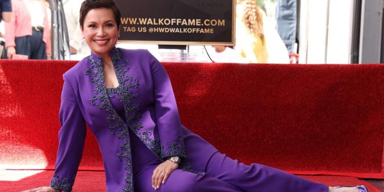 Aktris Filipina Pertama Raih Panggung Kehormatan Hollywood