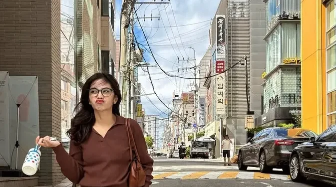 Tiwi T2 Tampilkan Wajah Setelah Operasi Plastik dan Sebut Sedang Dalam Pemulihan