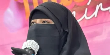 Ummi Pipik Menyaksikan Final FIFA ASEAN Cup 2026 dengan Jersey Egy Maulana Vikri
