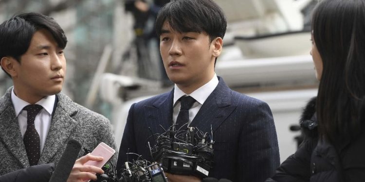 Seungri Konfirmasi Menikah dan Istri Sedang Hamil