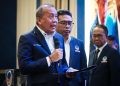 Cek Kabar Anggota DPR Tonny Tesar Usulkan Pemakzulan Gibran