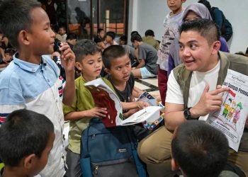 Momen Seskab Sidak Sekolah Rakyat di Cikarang